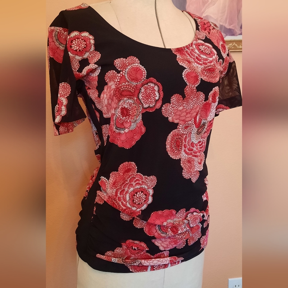 DKNY Short Sleeve Top